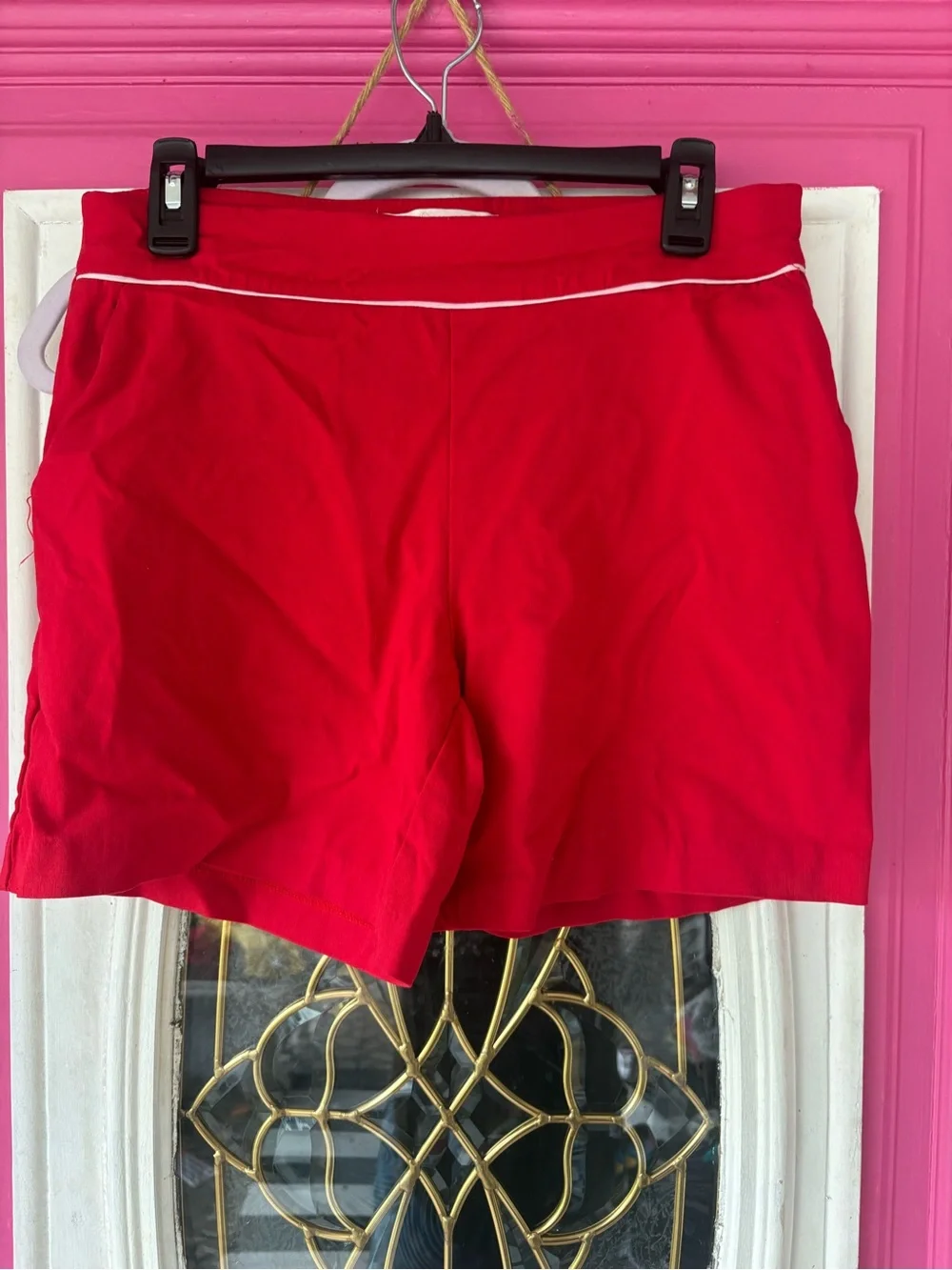 High-Waist Red Women's Athletic Shorts with Contrast Piping